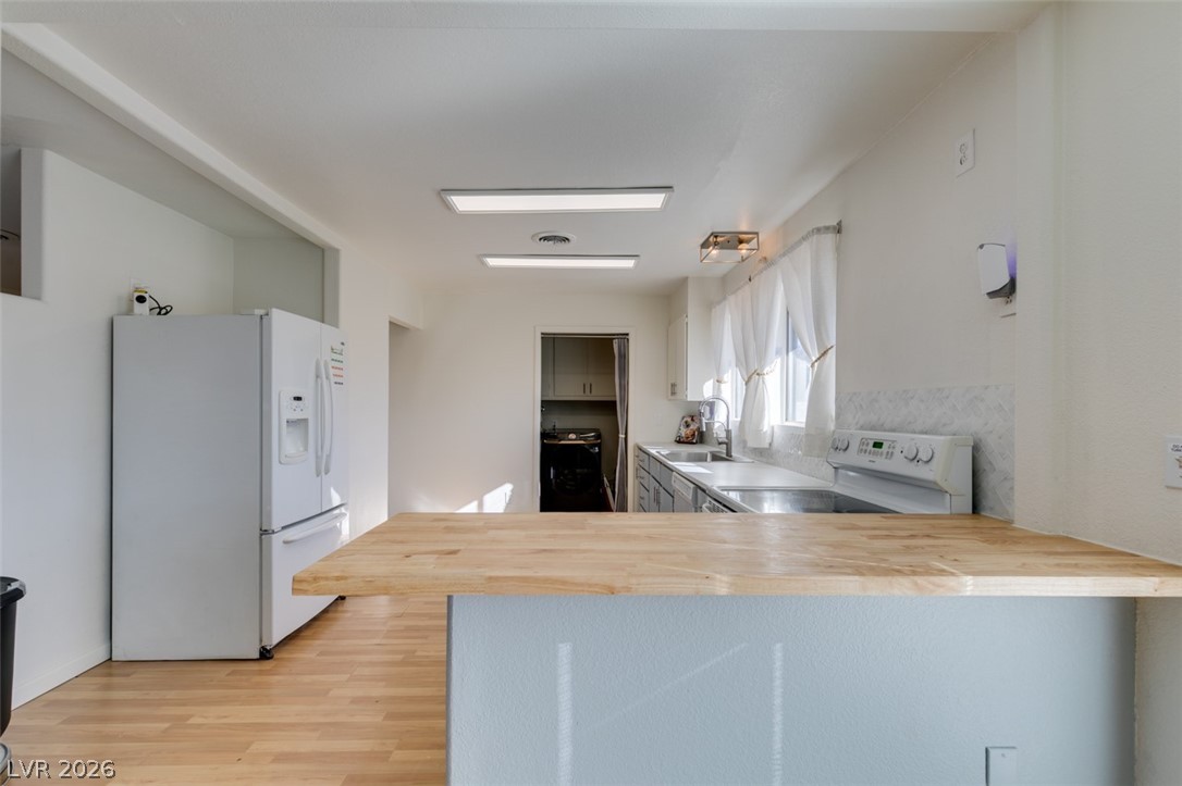 4411 East Boston Avenue Las Vegas NV 89104