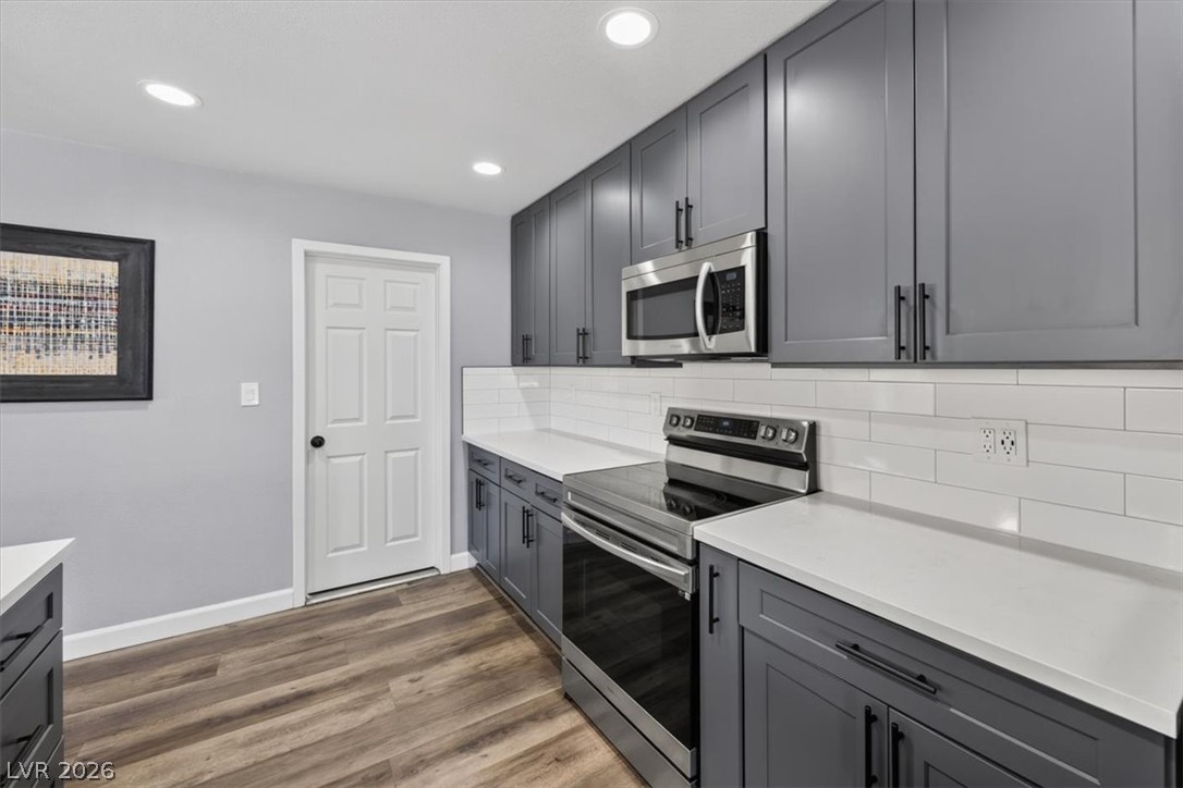 3210 Bluebird Street Las Vegas NV 89121