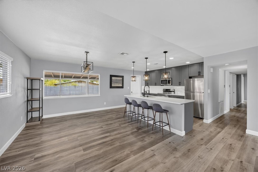 3210 Bluebird Street Las Vegas NV 89121