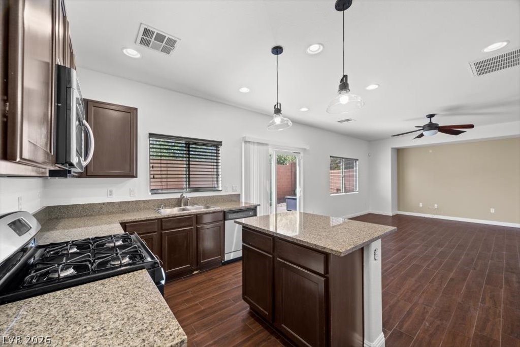 7279 Pepperbox Avenue Las Vegas NV 89179