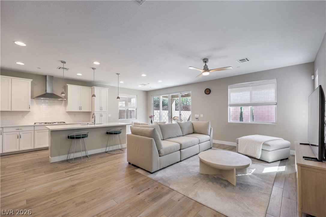 6591 Dove Point Place Las Vegas NV 89130