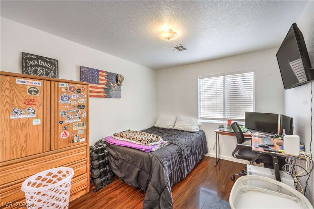 5528 Raven Creek Avenue Las Vegas NV 89130