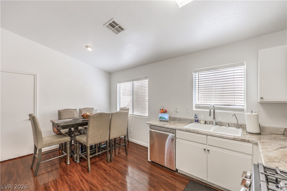 5528 Raven Creek Avenue Las Vegas NV 89130