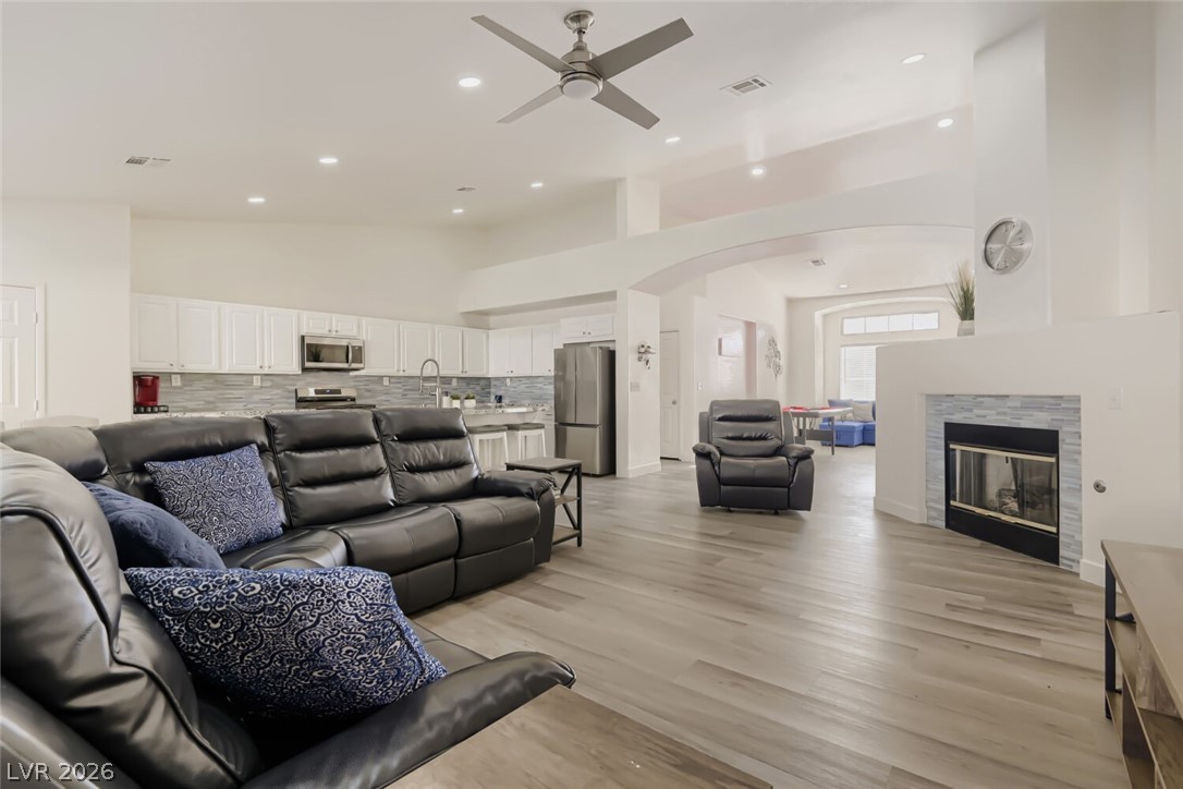 6324 Black Oaks Street North Las Vegas NV 89031