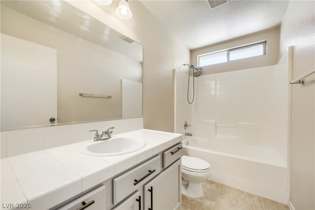 6692 Chariots Path Court Las Vegas NV 89142