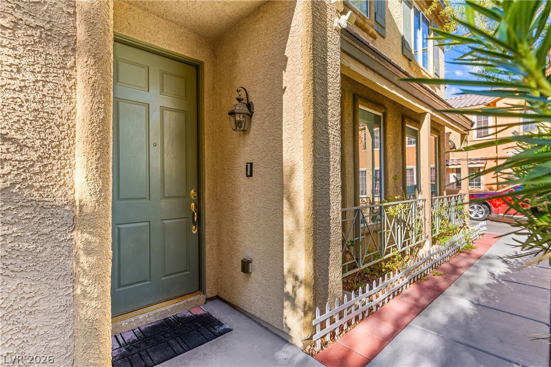 3573 Pinnate Drive Las Vegas NV 89147