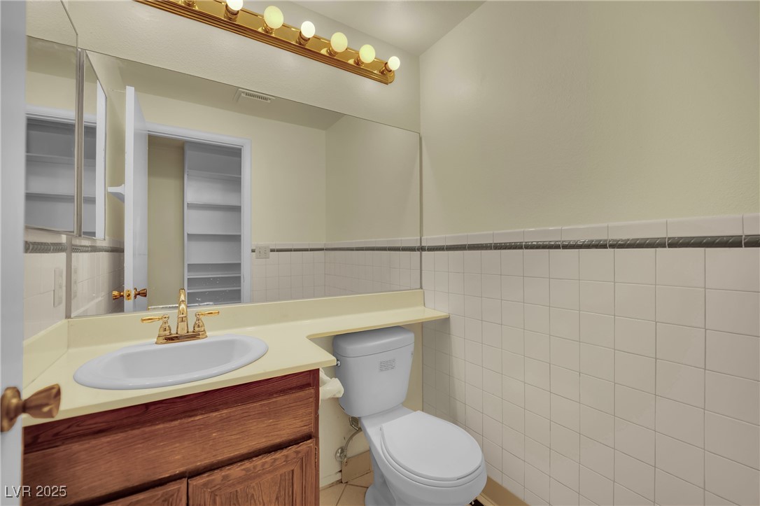 3309 China Drive Las Vegas NV 89121