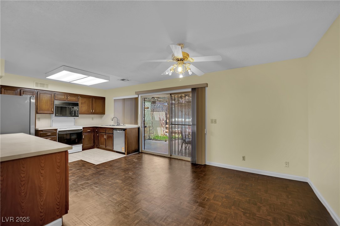 3309 China Drive Las Vegas NV 89121