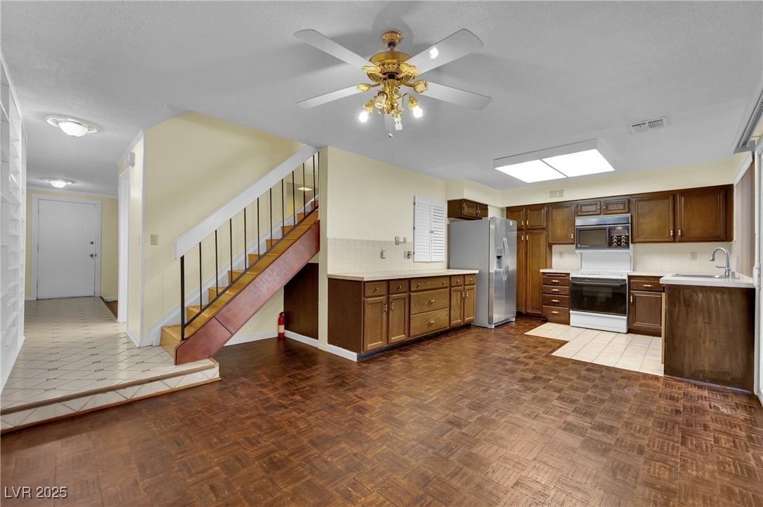 3309 China Drive Las Vegas NV 89121