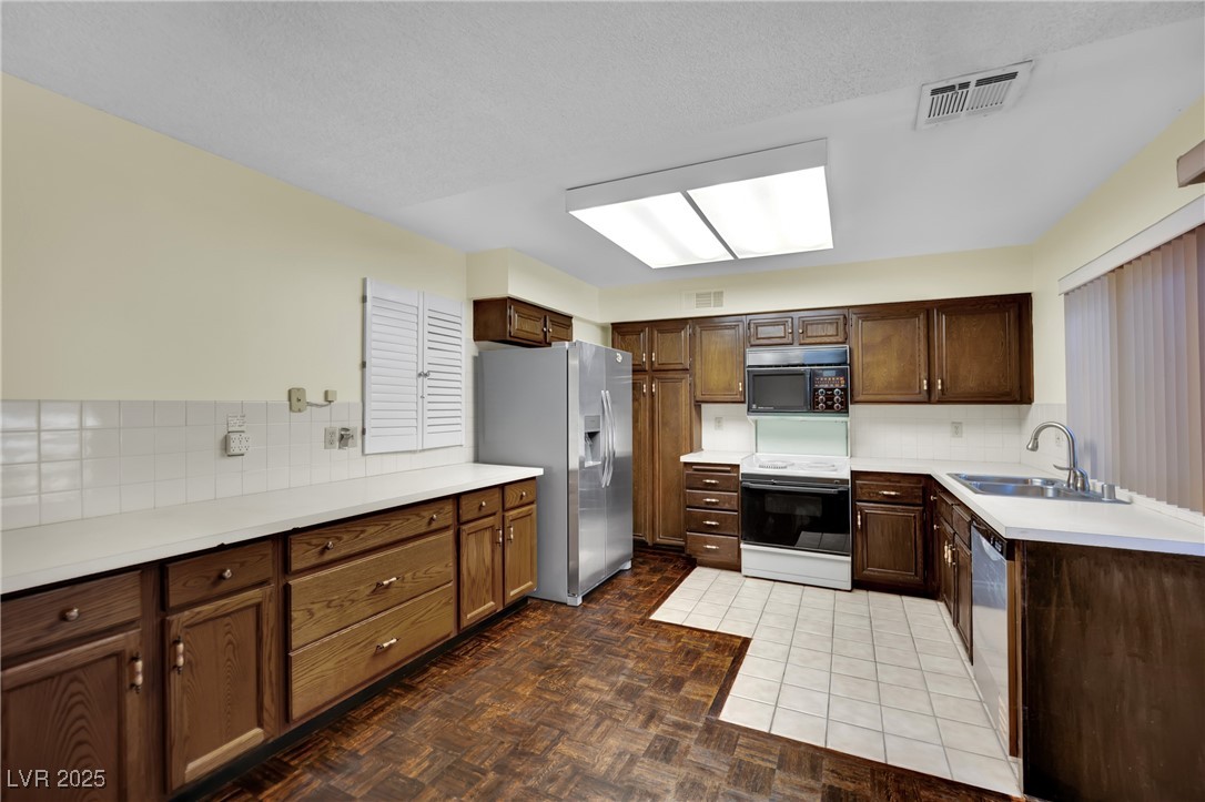 3309 China Drive Las Vegas NV 89121