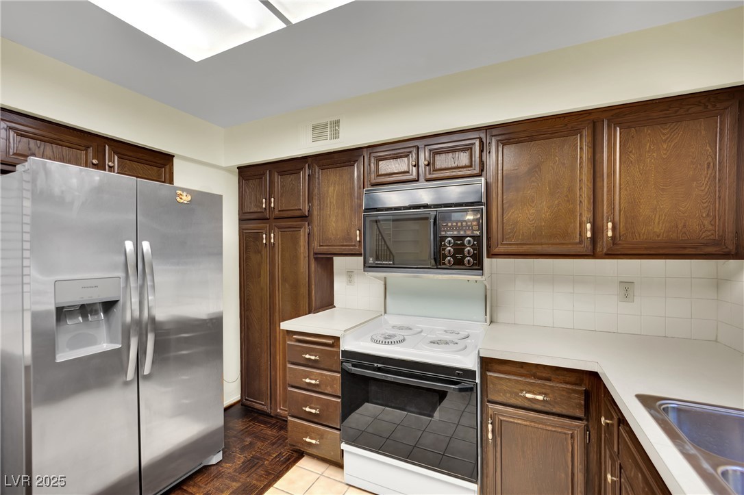 3309 China Drive Las Vegas NV 89121