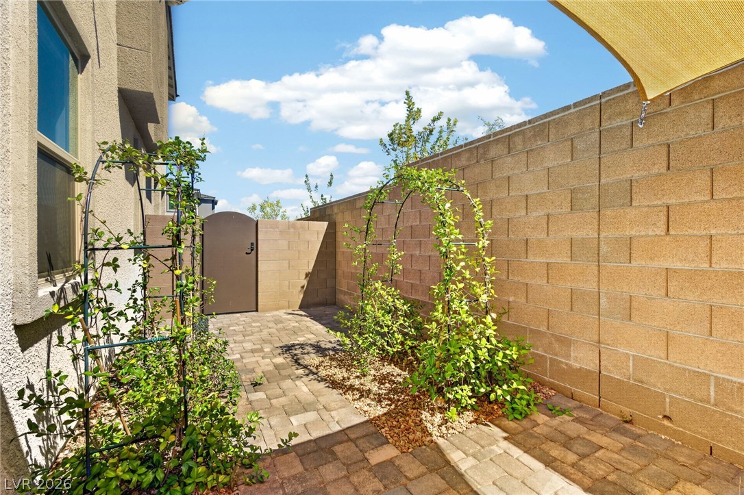 1583 Pacific Baza Street Las Vegas NV 89138