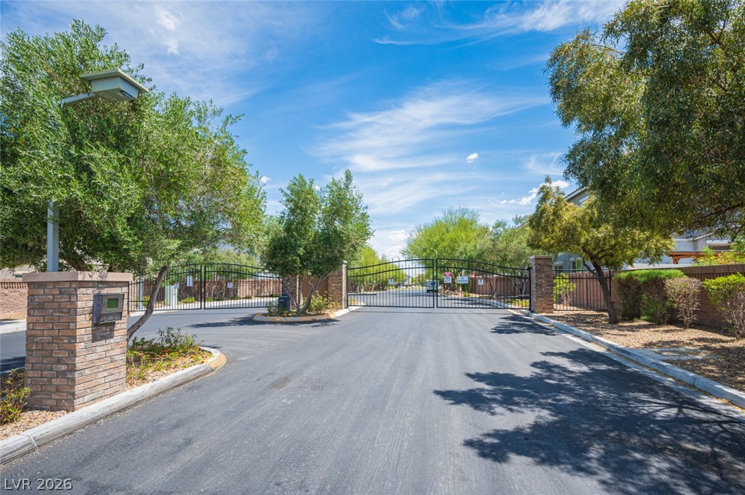 5565 Autumn Cliffs Way Las Vegas NV 89118