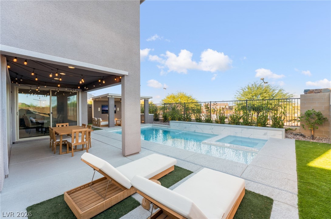 12424 Point Sierra Street Las Vegas NV 89138