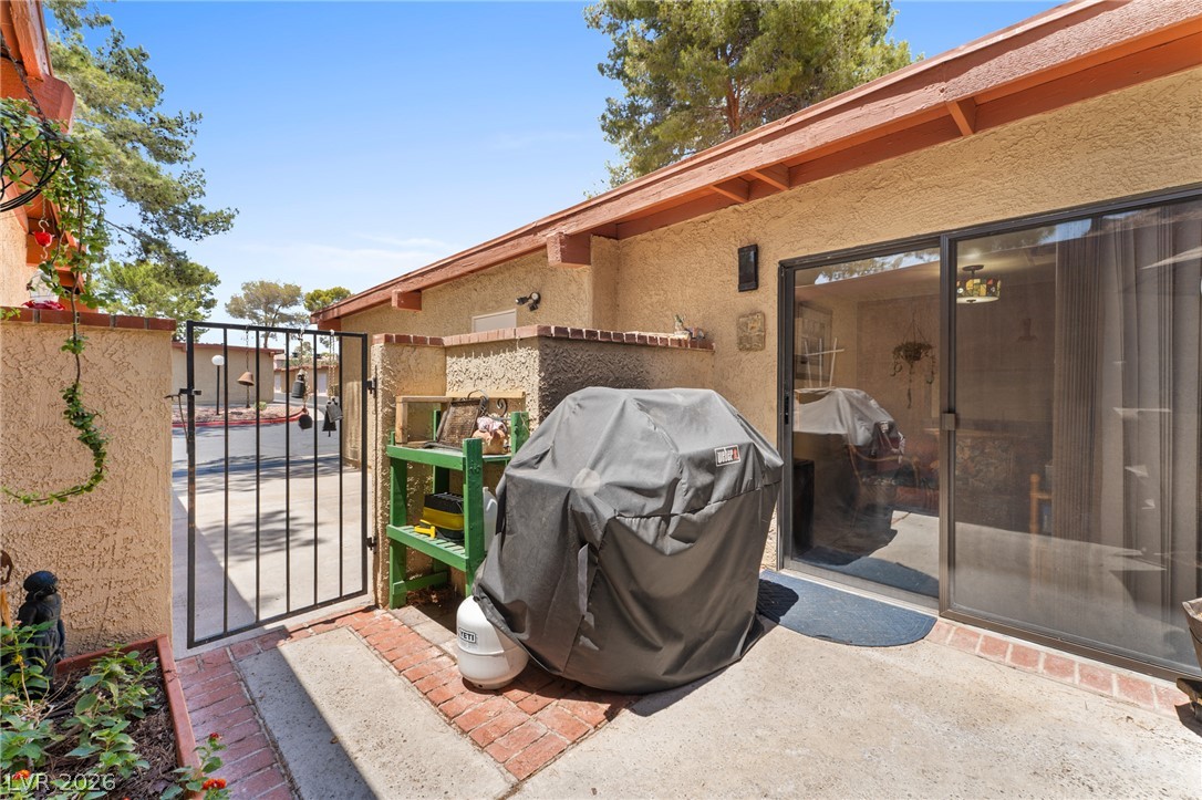 2402 Pickwick Drive Henderson NV 89014