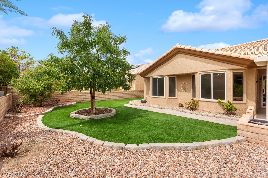 9901 Woodhouse Drive Las Vegas NV 89134