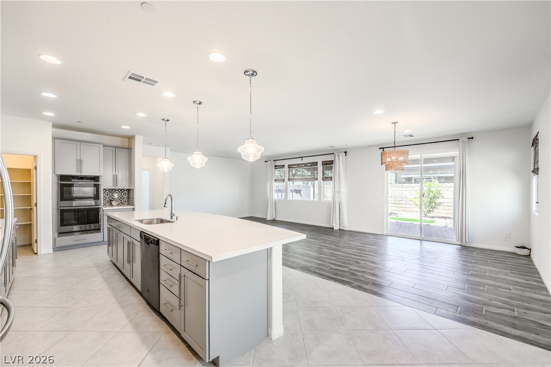 605 Cadence Vista Drive Henderson NV 89011
