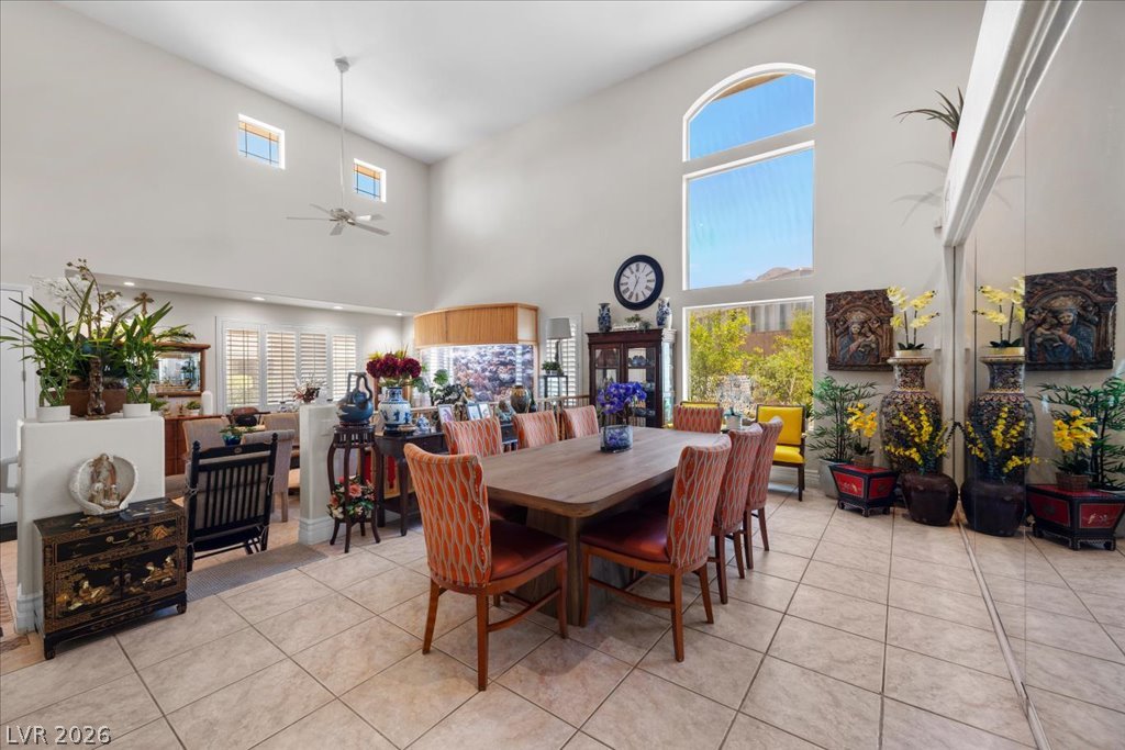 6681 Blue Sapphire Avenue Las Vegas NV 89110