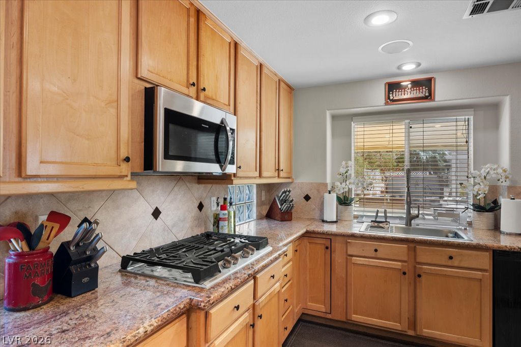 6681 Blue Sapphire Avenue Las Vegas NV 89110