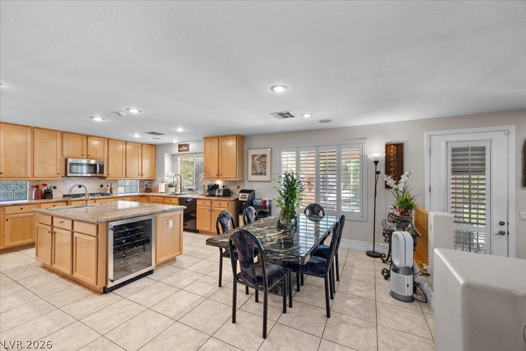 6681 Blue Sapphire Avenue Las Vegas NV 89110