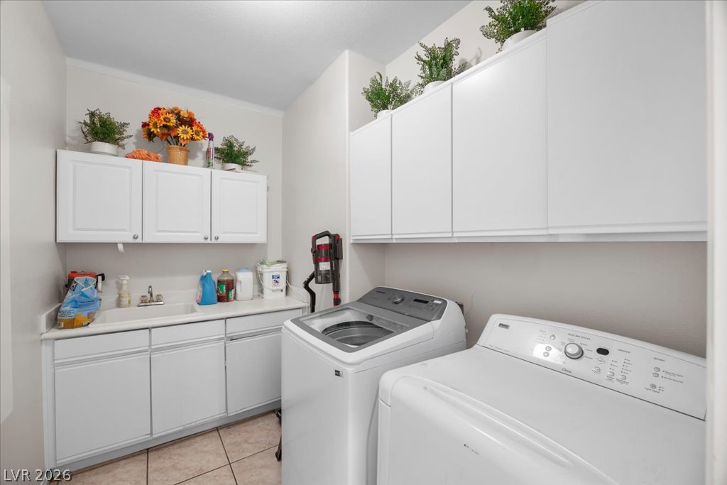 6681 Blue Sapphire Avenue Las Vegas NV 89110