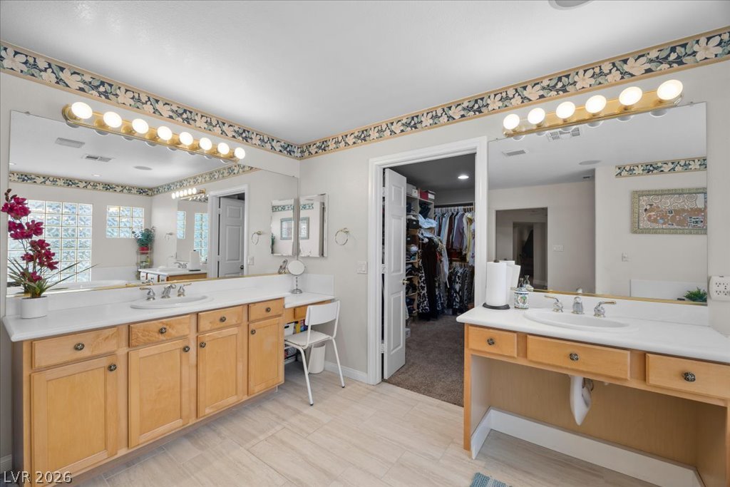 6681 Blue Sapphire Avenue Las Vegas NV 89110