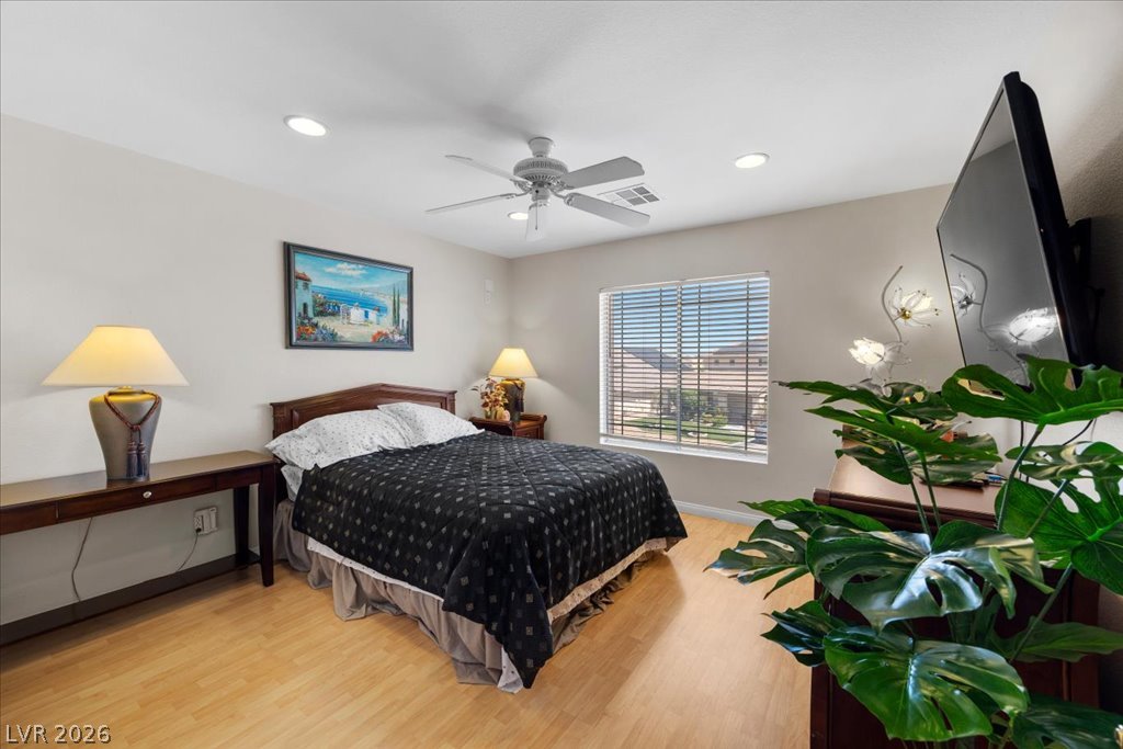 6681 Blue Sapphire Avenue Las Vegas NV 89110