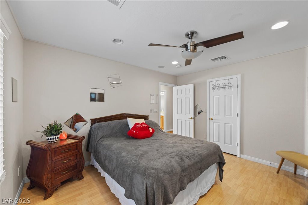 6681 Blue Sapphire Avenue Las Vegas NV 89110