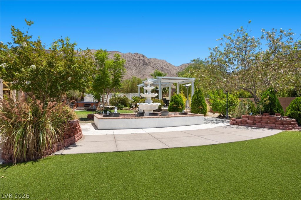 6681 Blue Sapphire Avenue Las Vegas NV 89110