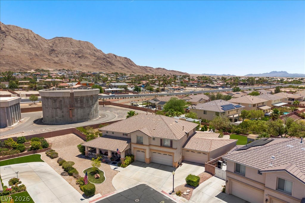 6681 Blue Sapphire Avenue Las Vegas NV 89110