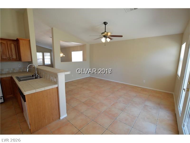 7518 Luna Del Rey Street Las Vegas NV 89123