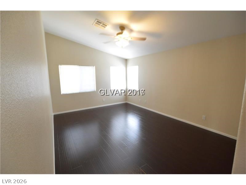 7518 Luna Del Rey Street Las Vegas NV 89123