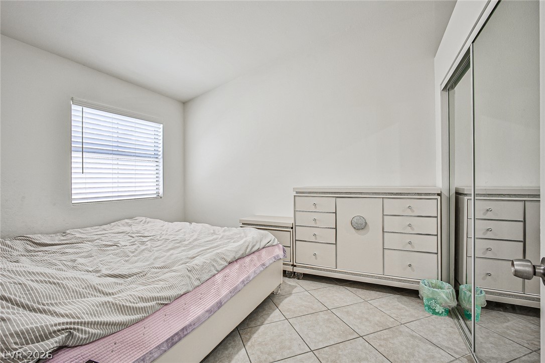 5519 Night Swim Lane Las Vegas NV 89113
