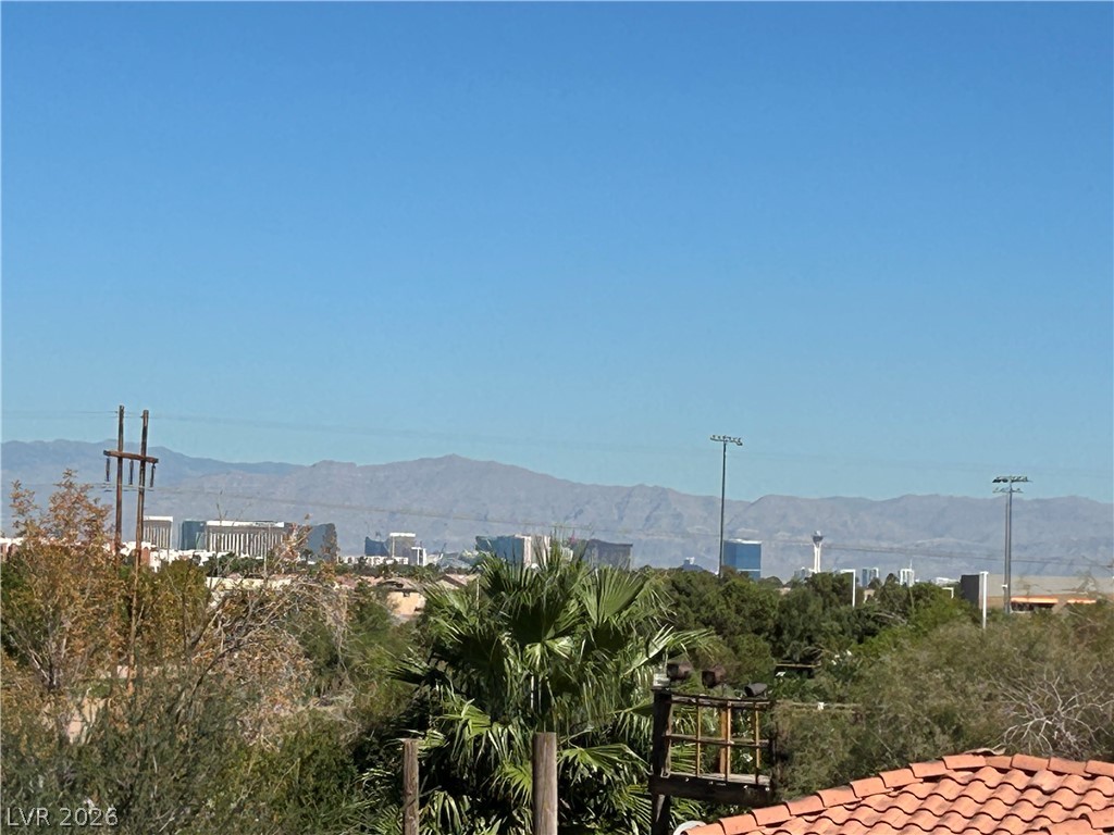 142 Antimony Avenue Las Vegas NV 89183