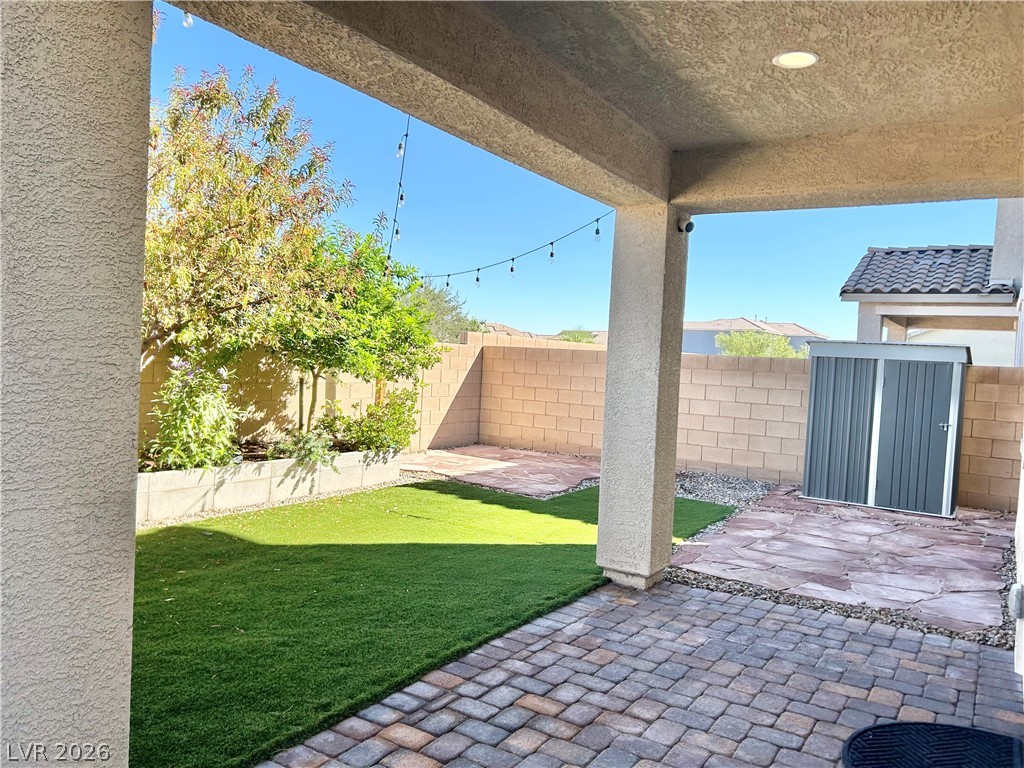 142 Antimony Avenue Las Vegas NV 89183