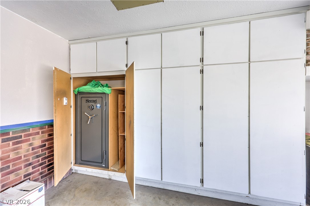 1730 Running Creek Drive North Las Vegas NV 89031
