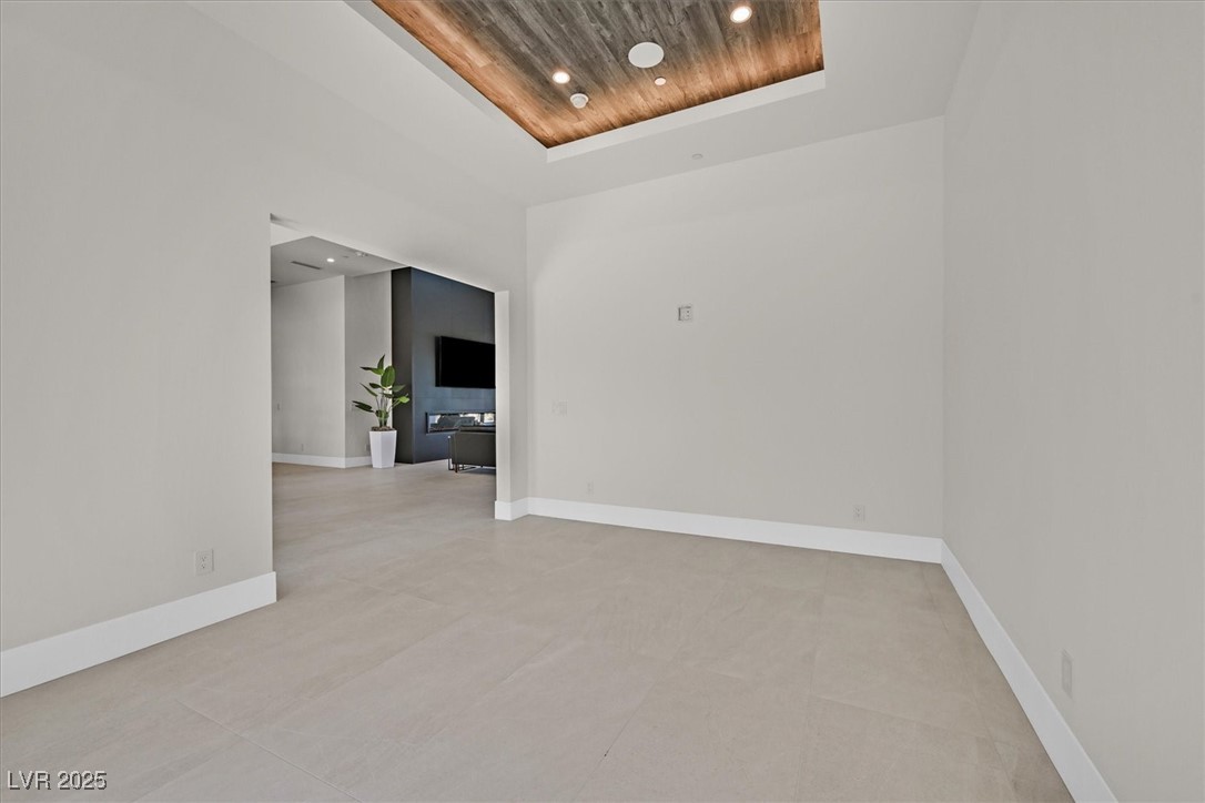 34 Vintage Canyon Street Las Vegas NV 89141