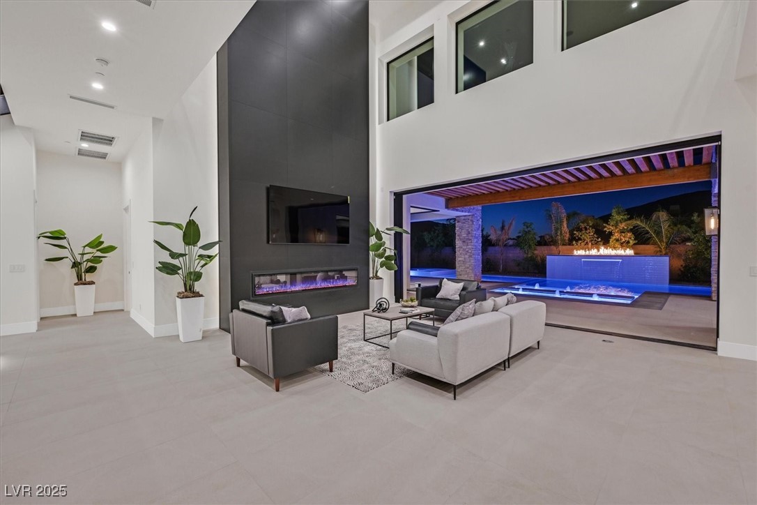34 Vintage Canyon Street Las Vegas NV 89141