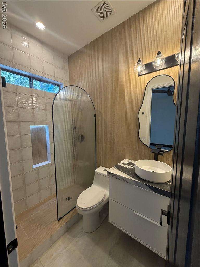 18 Wade Hampton Trail Henderson NV 89052