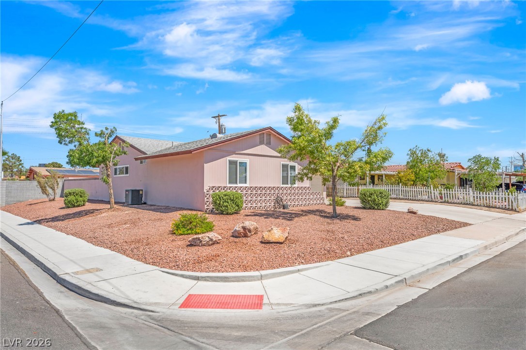 113 Rosemeade Street Las Vegas NV 89106