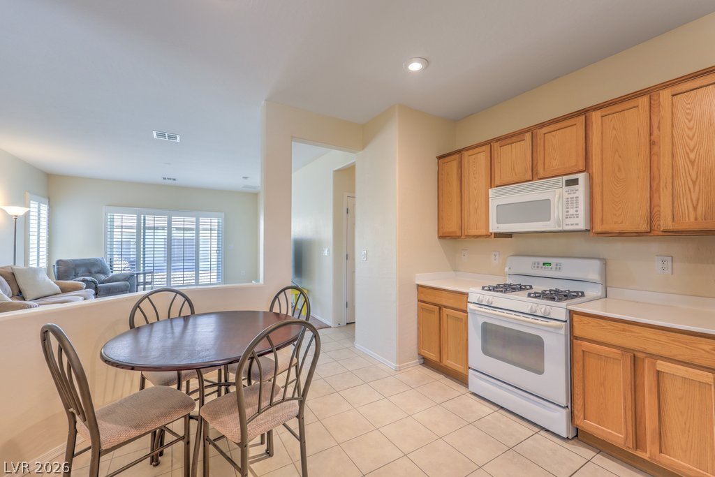 2921 Ivorybill Way North Las Vegas NV 89084