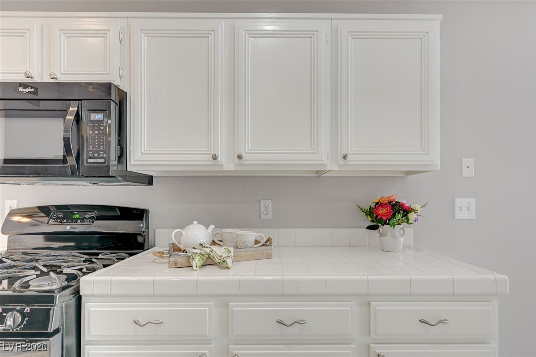 1517 Silver Sunset Drive Henderson NV 89052