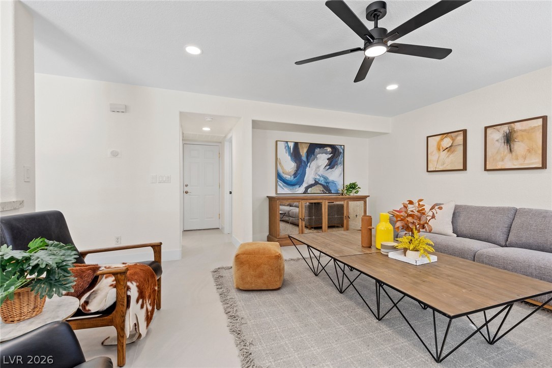 156 Welland Court Las Vegas NV 89144