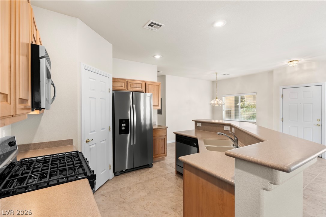 9981 Aspen Rose Street 103 Las Vegas NV 89183