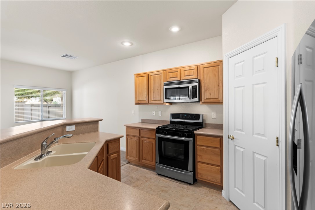 9981 Aspen Rose Street 103 Las Vegas NV 89183