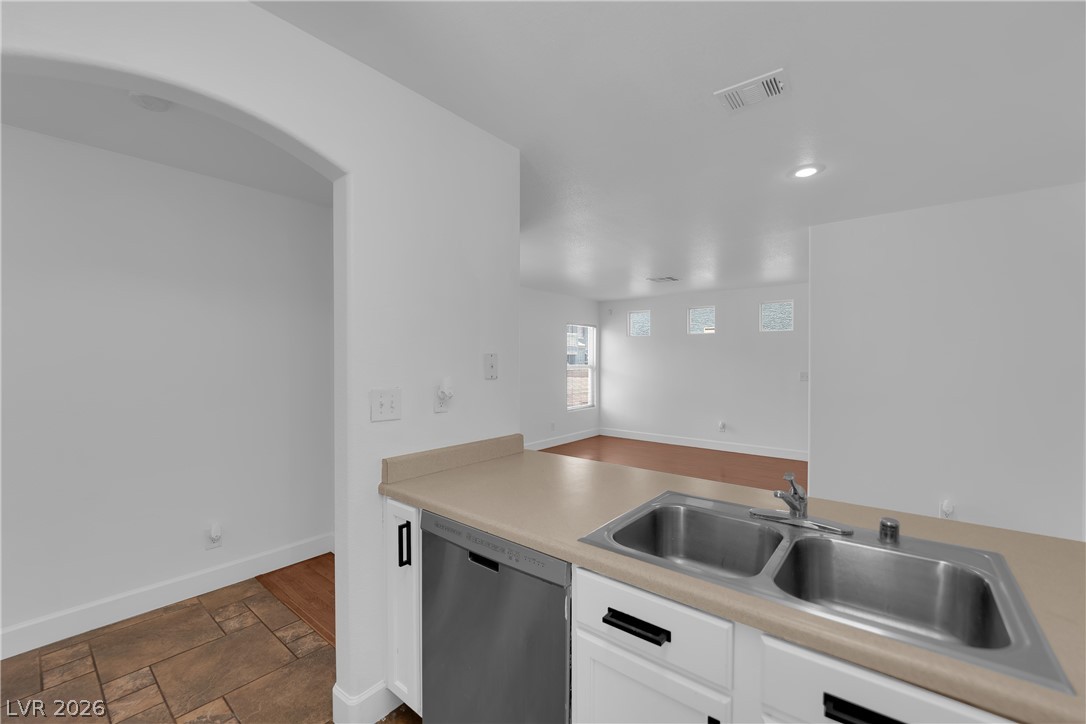 6288 Lapilli Avenue Las Vegas NV 89139