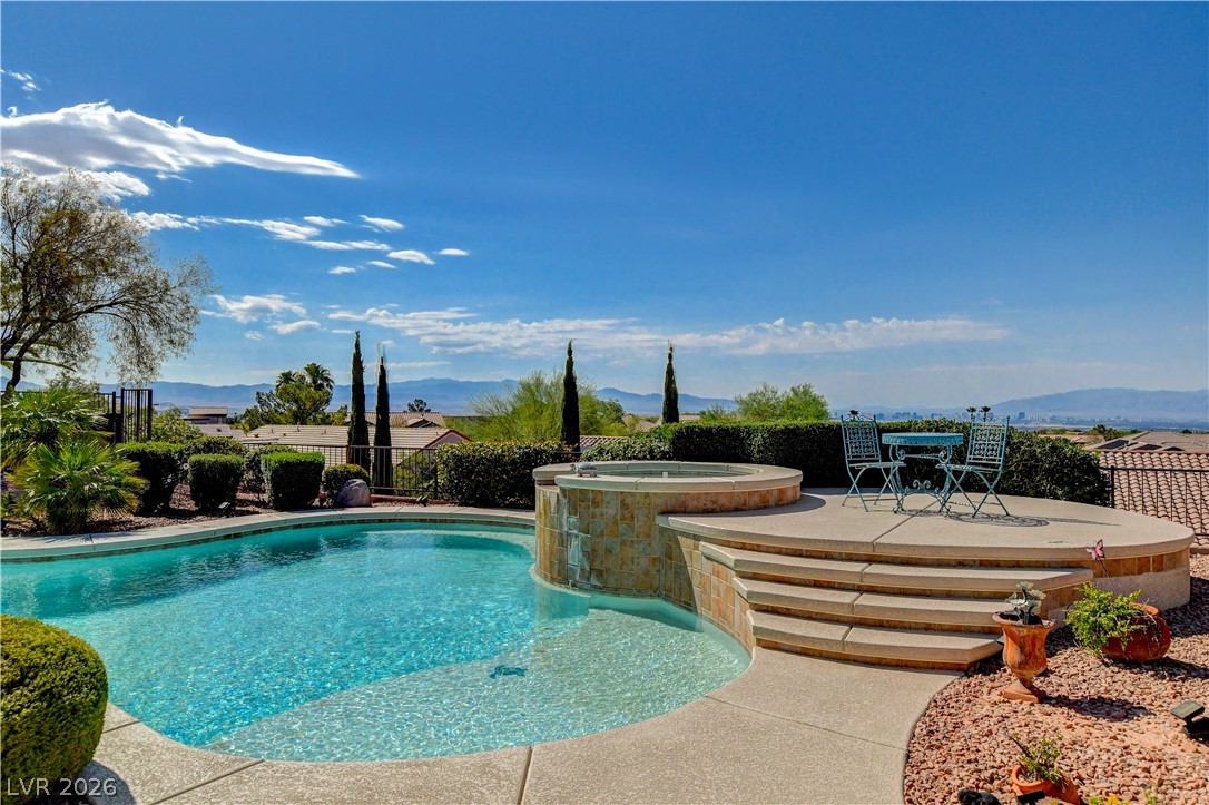 2370 Rosendale Village Avenue Henderson NV 89052