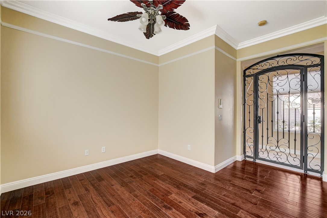 2370 Rosendale Village Avenue Henderson NV 89052