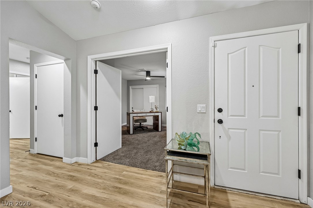 8701 Prairie Hill Drive Las Vegas NV 89134