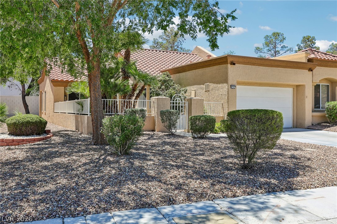 8701 Prairie Hill Drive Las Vegas NV 89134